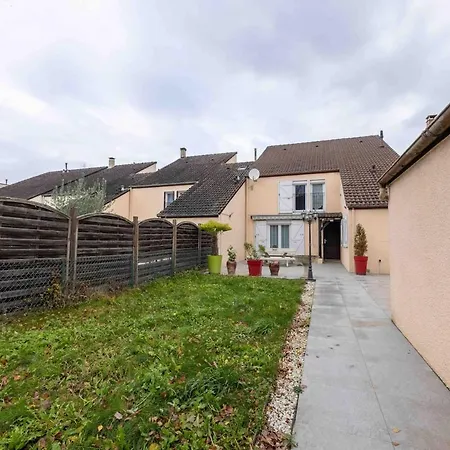 Beautiful House Near For 12 People