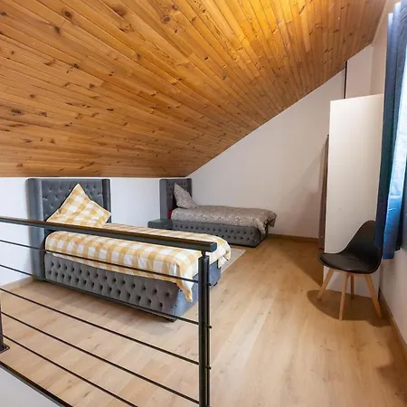 빌라 Beautiful House Near For 12 People 샹-쉬르-마른