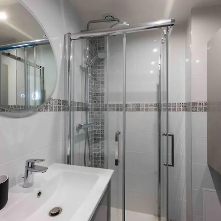 Beautiful House Near For 12 People 샹-쉬르-마른