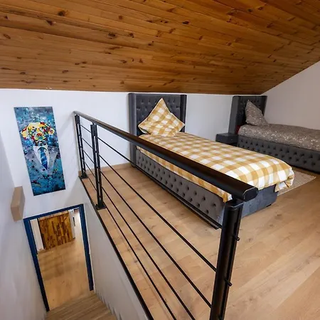 Beautiful House Near For 12 People 빌라 *