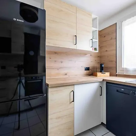빌라 Beautiful House Near For 12 People 샹-쉬르-마른