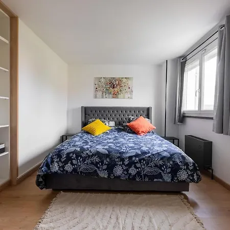 Beautiful House Near For 12 People 빌라
