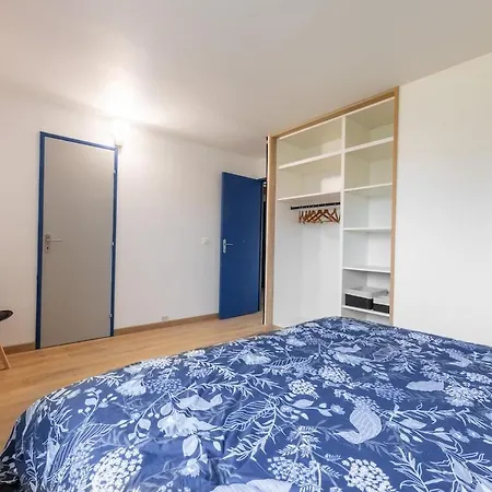 Beautiful House Near For 12 People 빌라 *