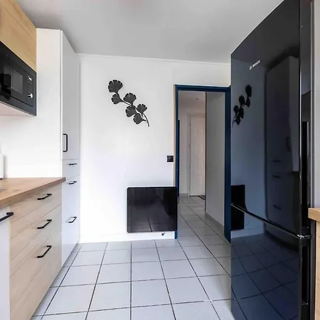 빌라 Beautiful House Near For 12 People 샹-쉬르-마른