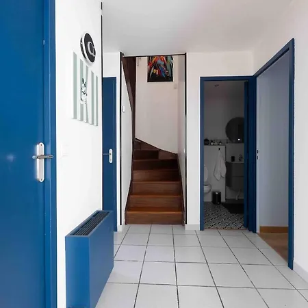 빌라 Beautiful House Near For 12 People 샹-쉬르-마른